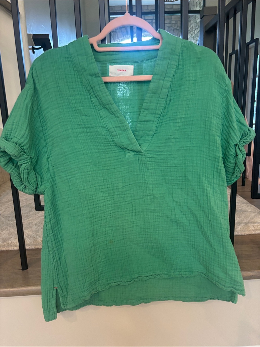 XiRENA Emerald Green Gauze V-Neck Tunic Top